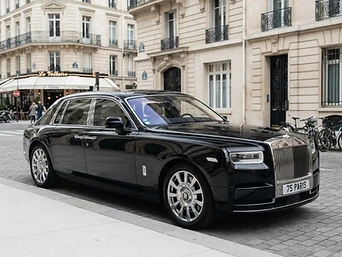 Rolls-Royce — Executive Sedan luxury chauffeur vehicle in Paris