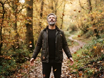 The Herbal Formula I Reach for When the Seasons Turn