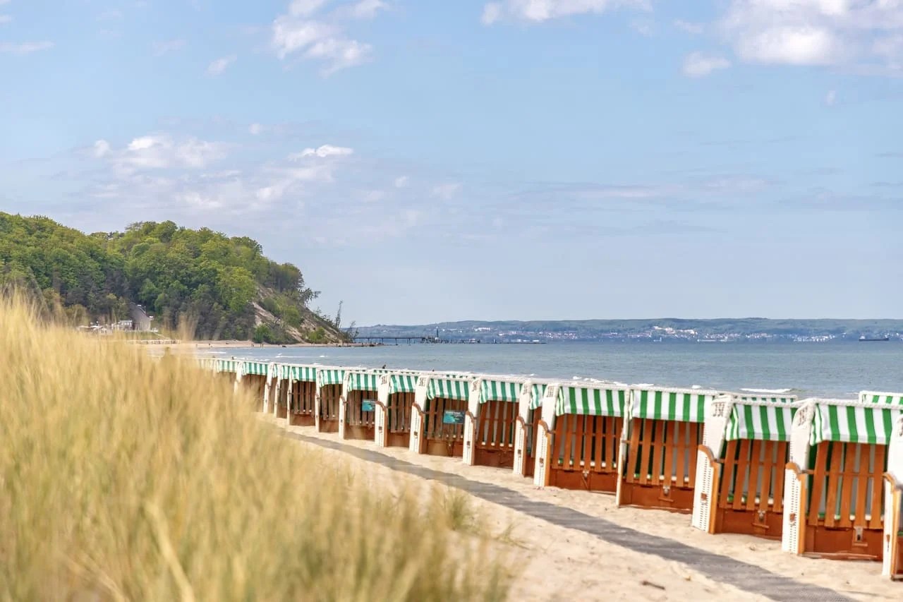 Ostseestrand von Baabe mit Blick Richtung Sellin