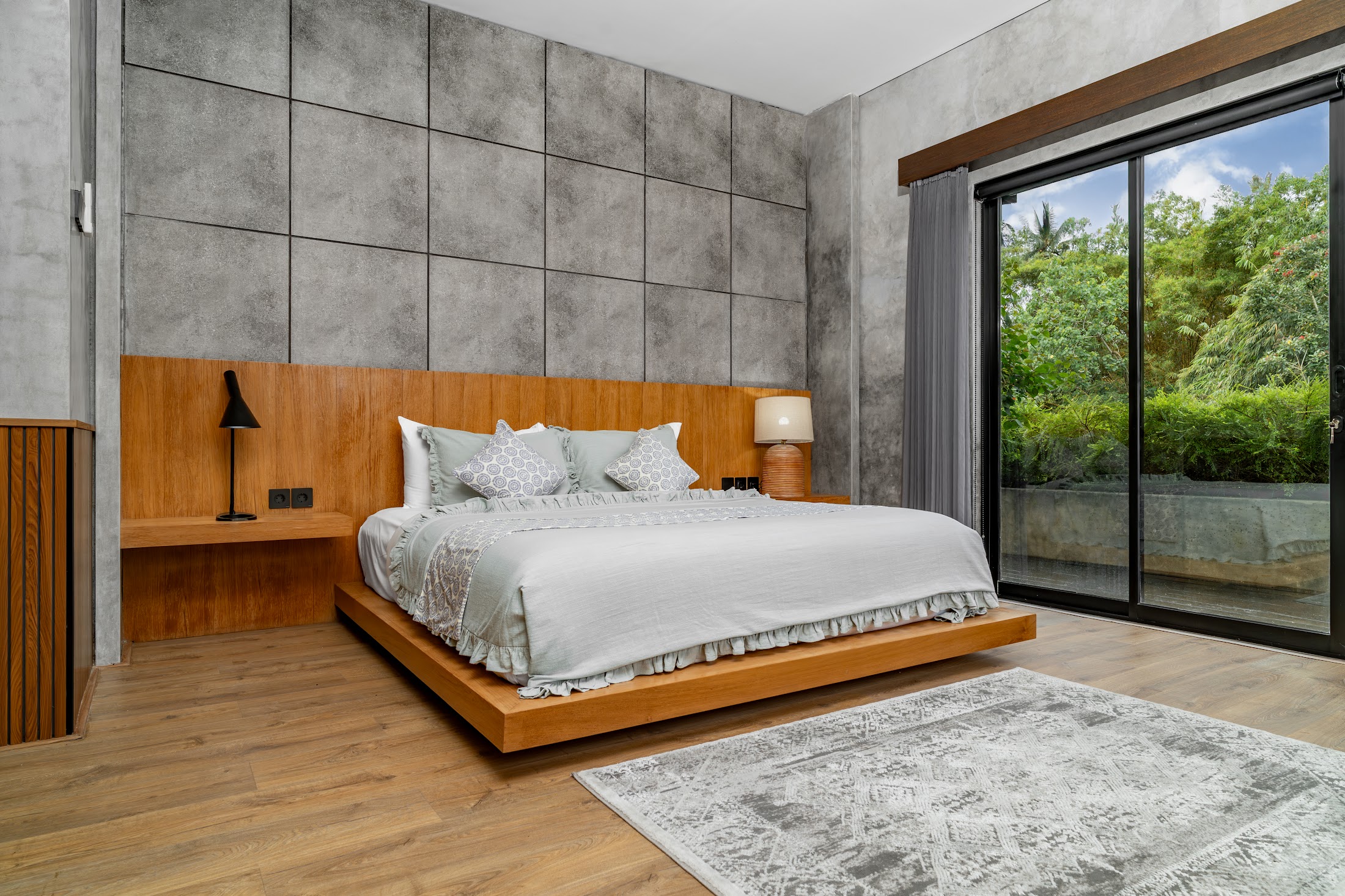 Amarell Suite 2