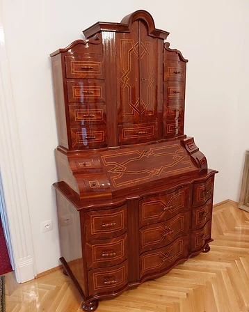 Intarziás írószekrény (szekreter)