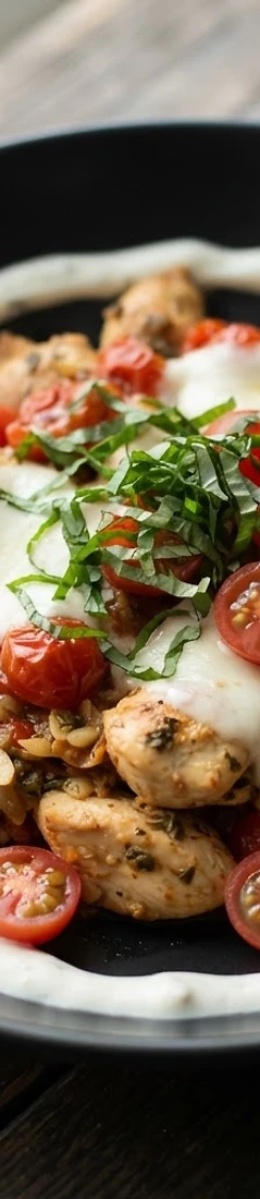 Rustic Tuscan Chicken & Tomato Skillet