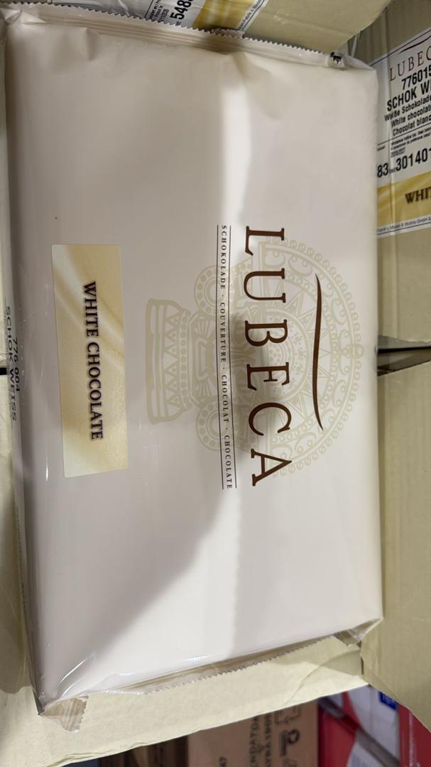 LUBECA  White Chocolate 2.5kg