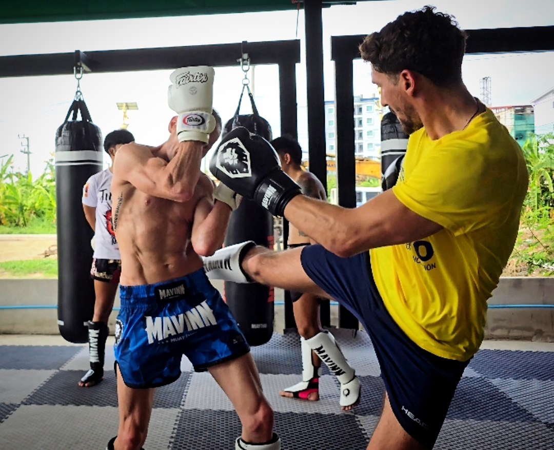 CH Muay Thai training moment