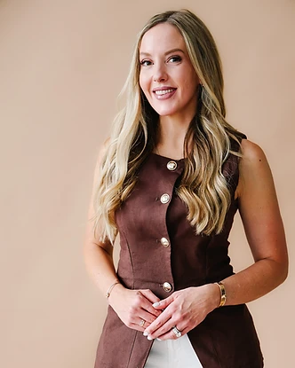 Dr. Robin Hildebrand, DDS, MAGD