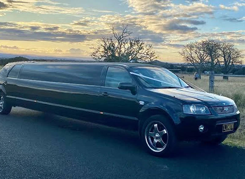 Black super stretch limousine from the Gold Coast Limos 2U fleet