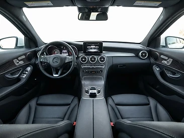 Mercedes-Benz C 300 4MATIC 2018 interior