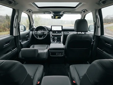 Toyota Land Cruiser 2025 interior