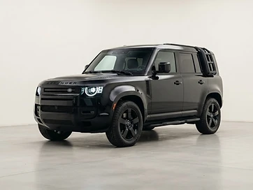 Land Rover Defender 2024