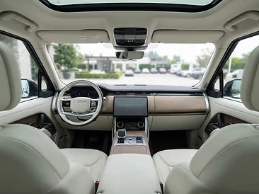 Range Rover Vogue 2025 interior
