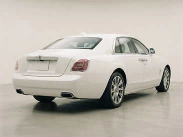 Rolls-Royce Ghost 2020 rear