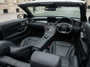 Mercedes-Benz C300 Convertible 2018 interior