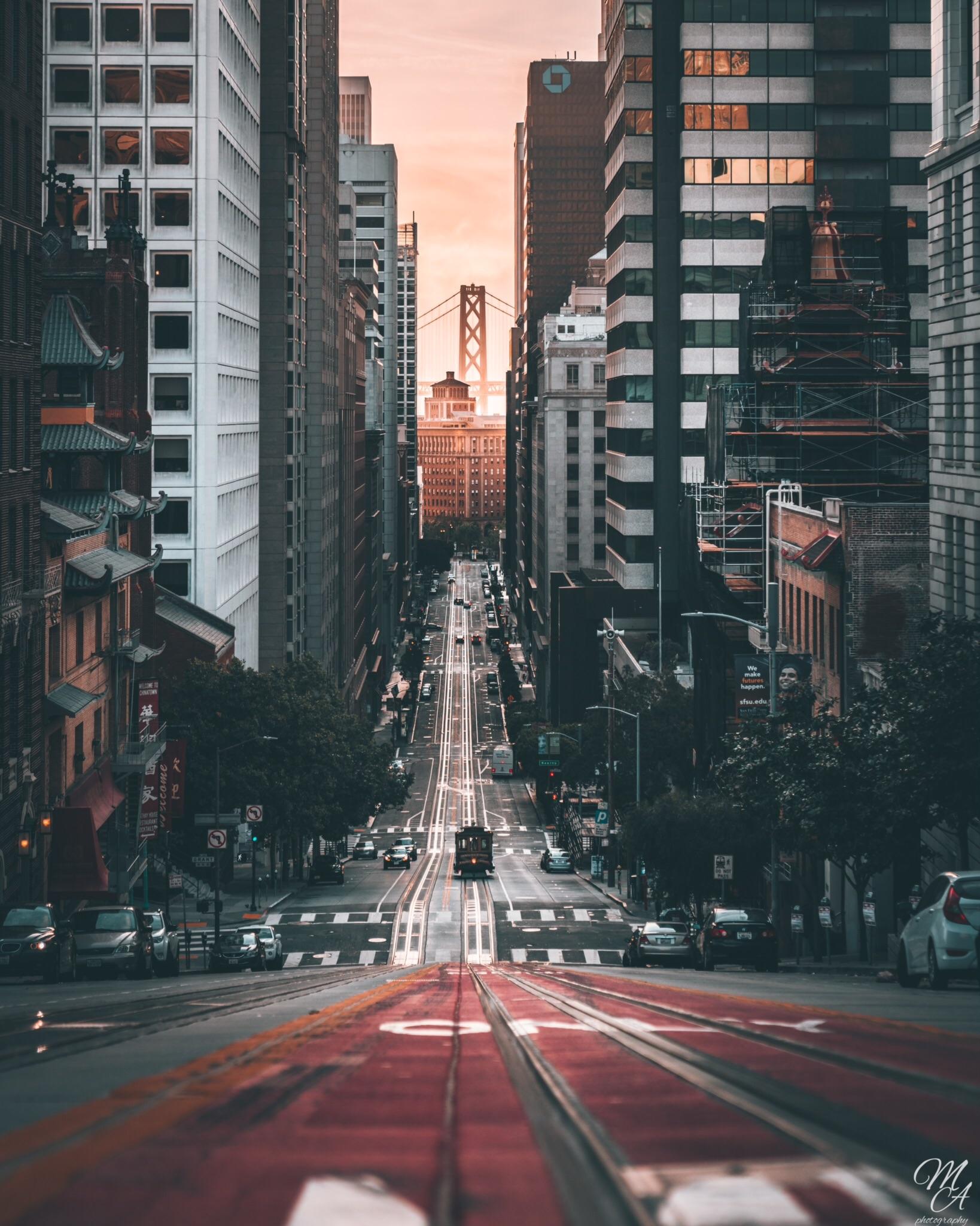 Golden Gate Bridge at golden hour
