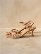 Sandalias de tacón medio