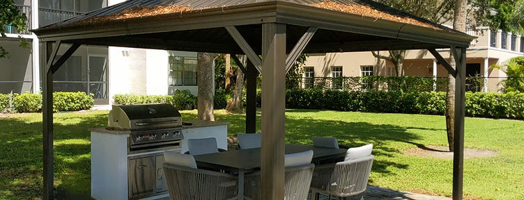 Outdoor Kitchen & Gazebo