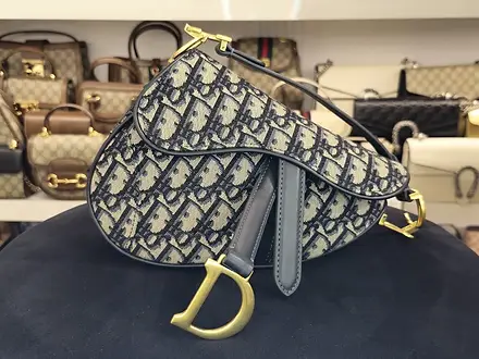 Saddle Medium