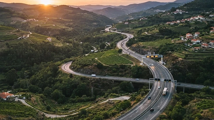 O Fim das Portagens: Sustentabilidade Financeira ou Populismo Rodoviário?
