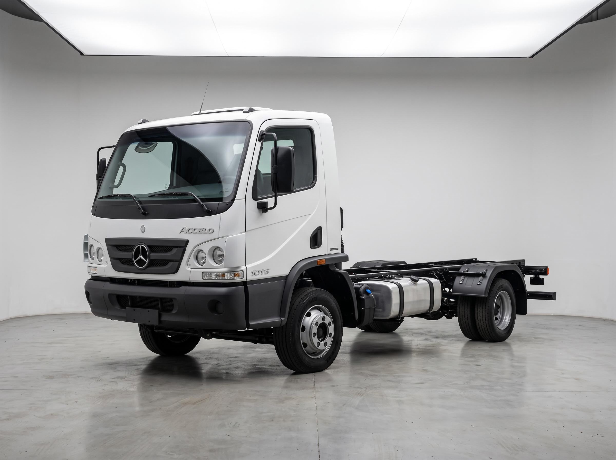 Mercedes-Benz Accelo 1016