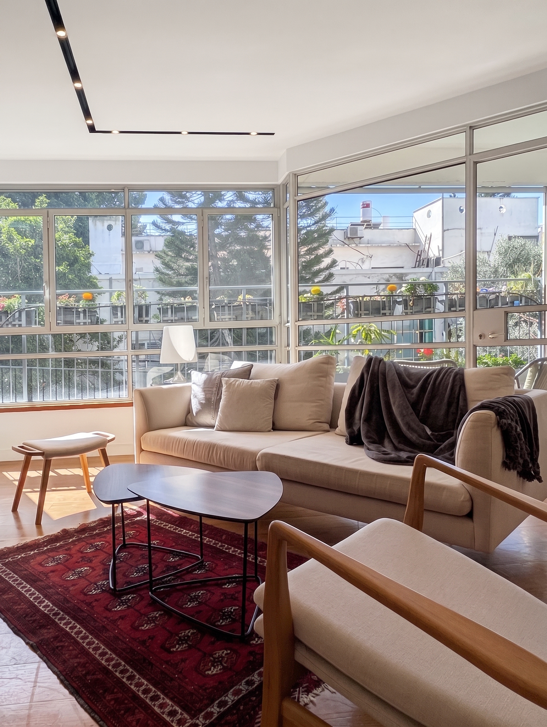 H & F 3
