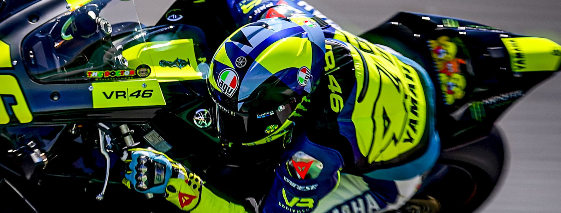 PISTA GP RR LIMITED EDITION SOLELUNA 2022 - The most advanced racing helmet in the world worn by Valentino Rossi in the 2022 season, in a limited editio
