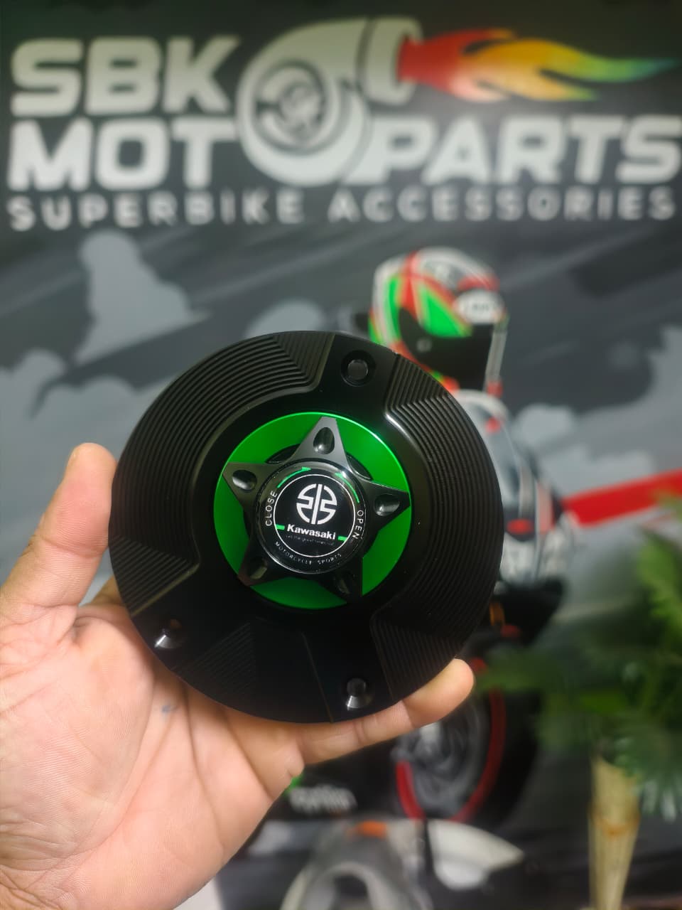 KAWASAKI NINJA H2 TANK EASY FUEL CAP