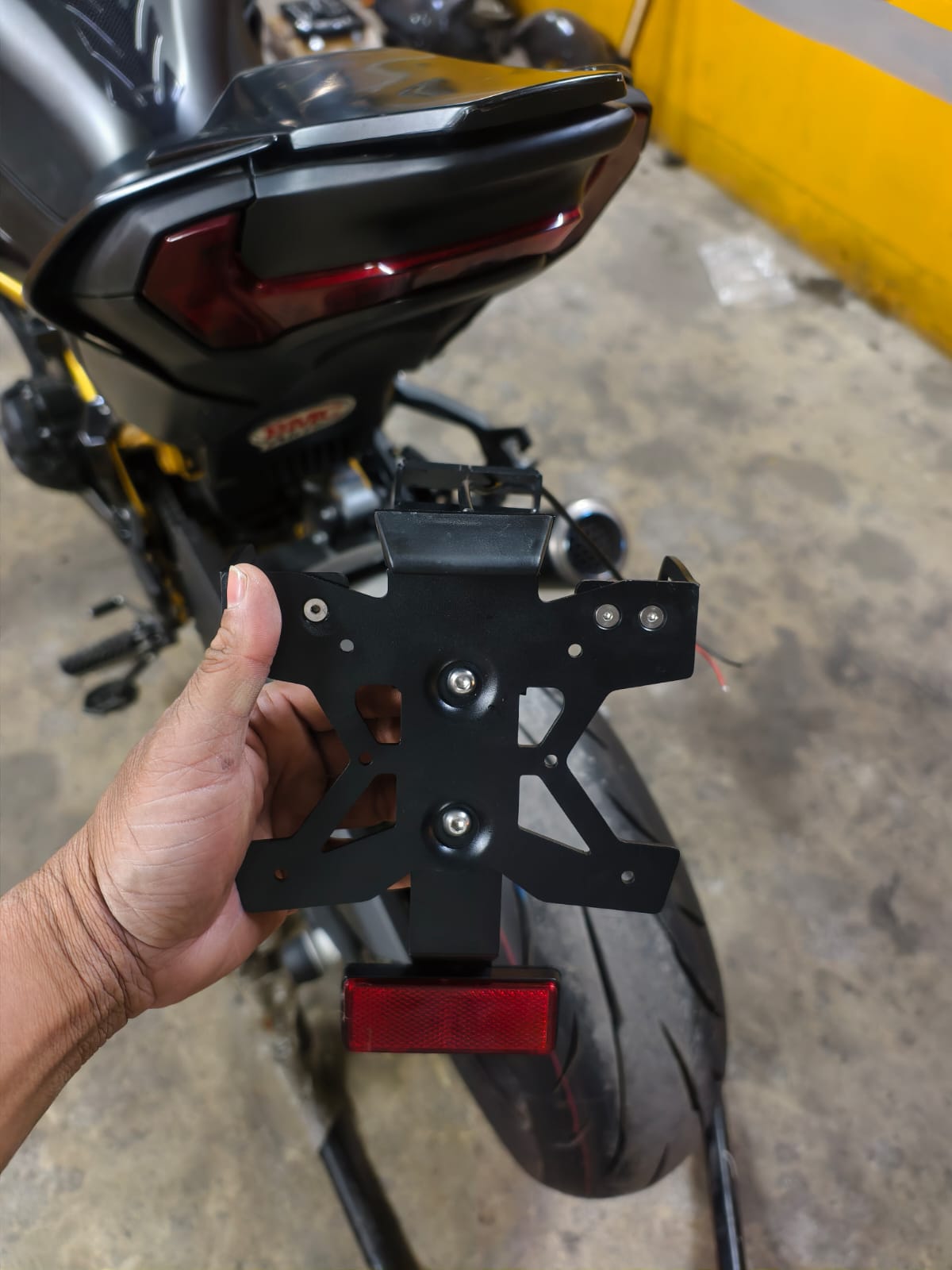 Z900 tail tidy 2026+
