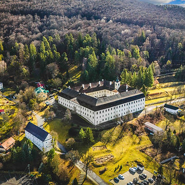Soví dom from a bird's-eye view