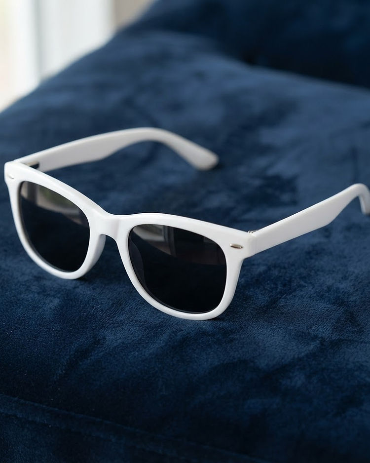 MATILEO Polarized Sunglasses — White (White), product photo