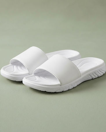 MATILEO Comfort Slide Sandal — White (White), product photo