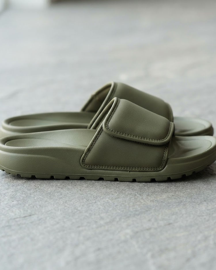 MATILEO Comfort Slide Sandal — Olive (Olive), product photo