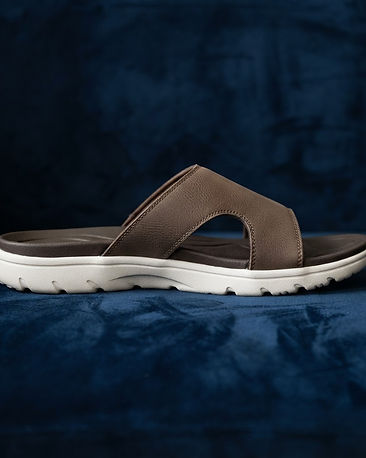 MATILEO Comfort Slide Sandal — Brown (Brown), product photo