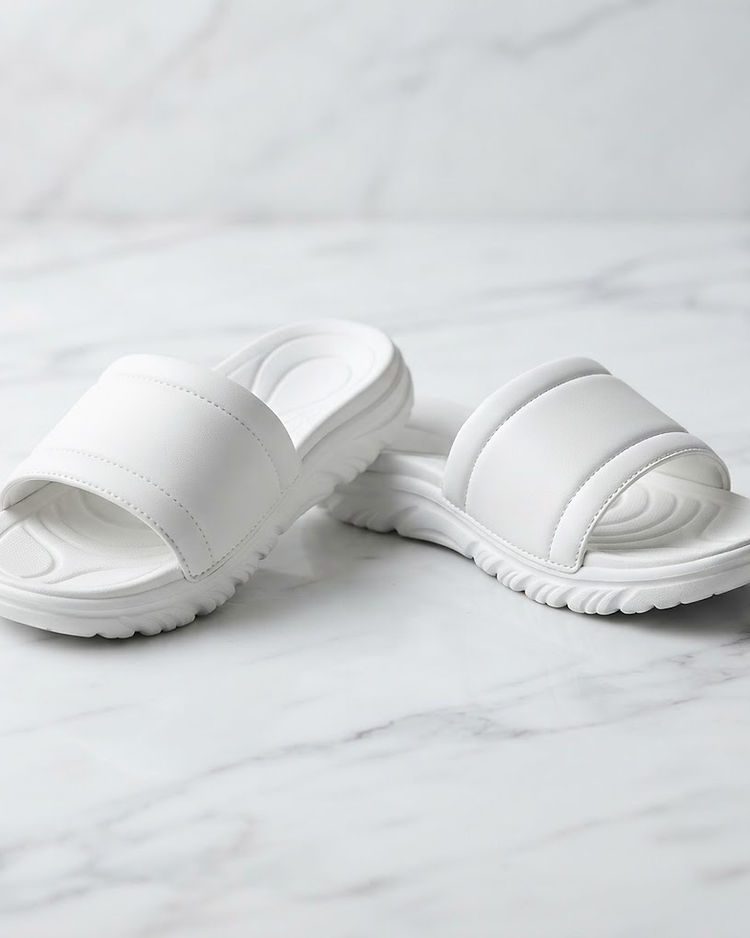 MATILEO Comfort Slide Sandal — White (White), product photo