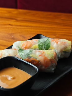 Nems vietnamiens et herbes fraîches