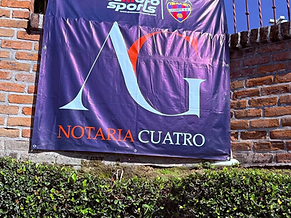 Notaría Cuatro sponsor banner at the ID Talent Morelos event