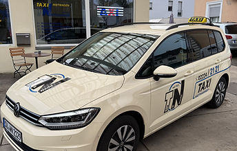 Fahrzeugfolierung Referenz 8 – Rheinpiraten Werbetechnik