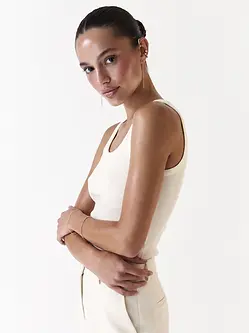 Dalia, 25 — portrait 2