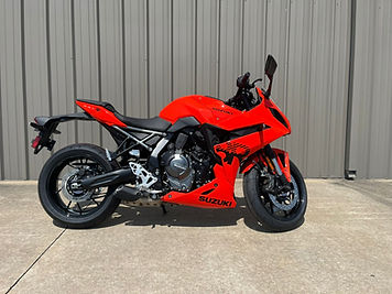 2026 Suzuki GSX-8R in ORANGE