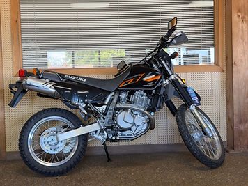 2026 Suzuki DR650S in BLACK / GRAY