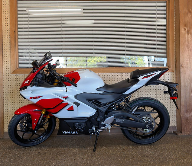 2026 Yamaha YZF-R3 ABS 70TH