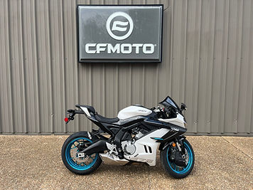 2026 CFMOTO 675 SS (TALL WS) in NEBULA WHITE