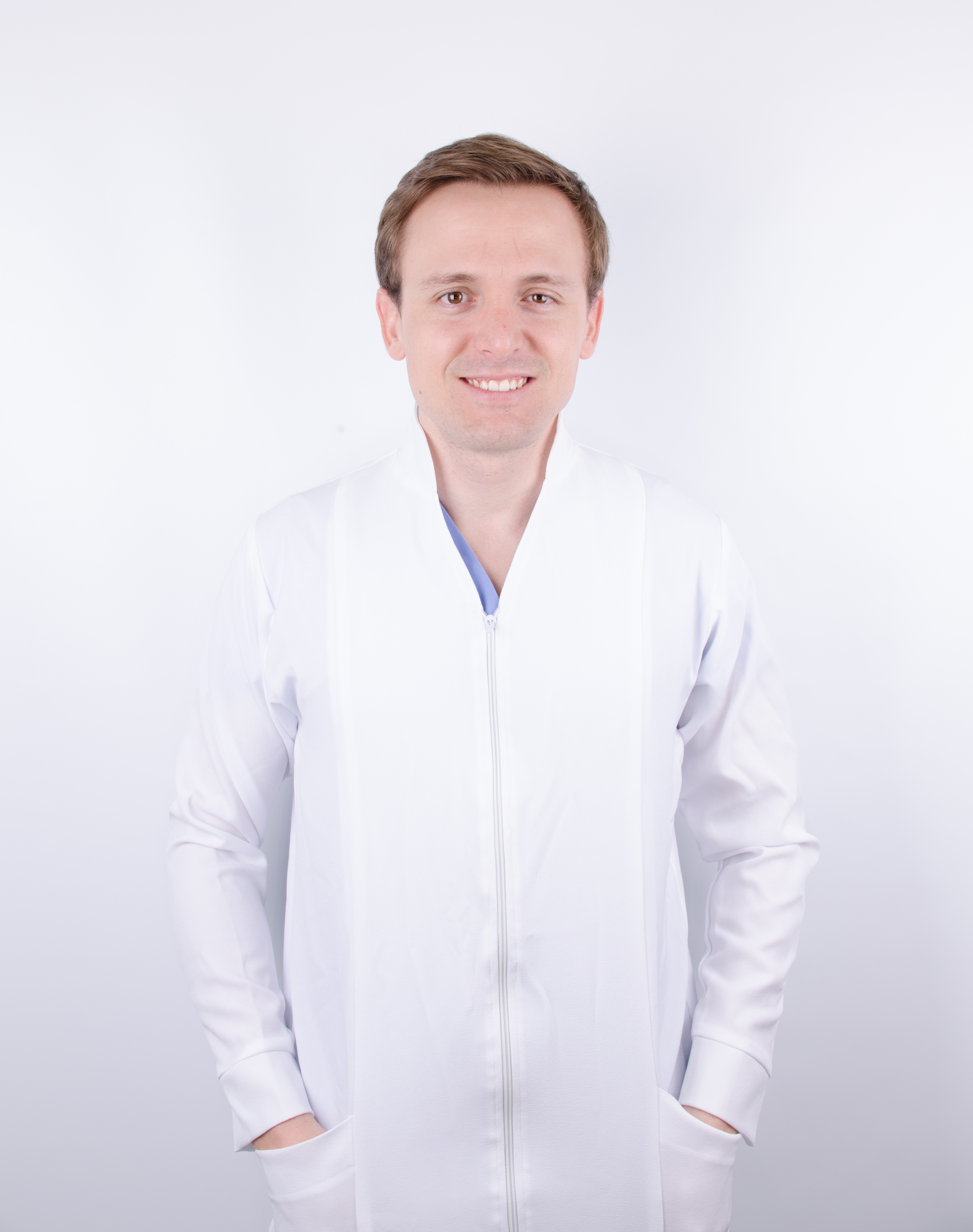 Dr. Eduardo Lizarraga Colomé