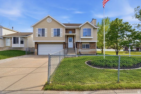 492 W 180 N, Clearfield