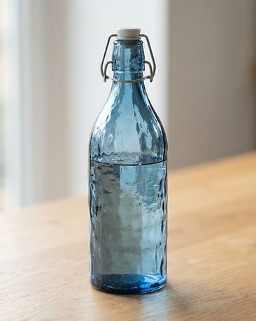 Eagle Lifetile Textured Glass Water Bottle - Blue (Blue), product photo