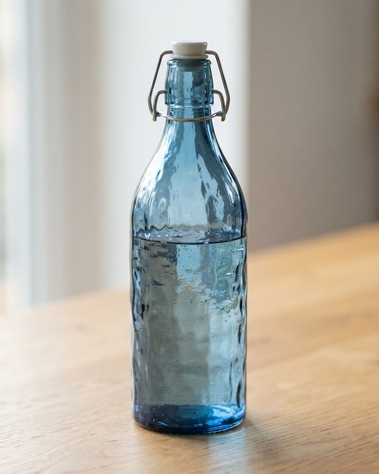 Eagle Lifetile Textured Glass Water Bottle - Blue (Blue), product photo
