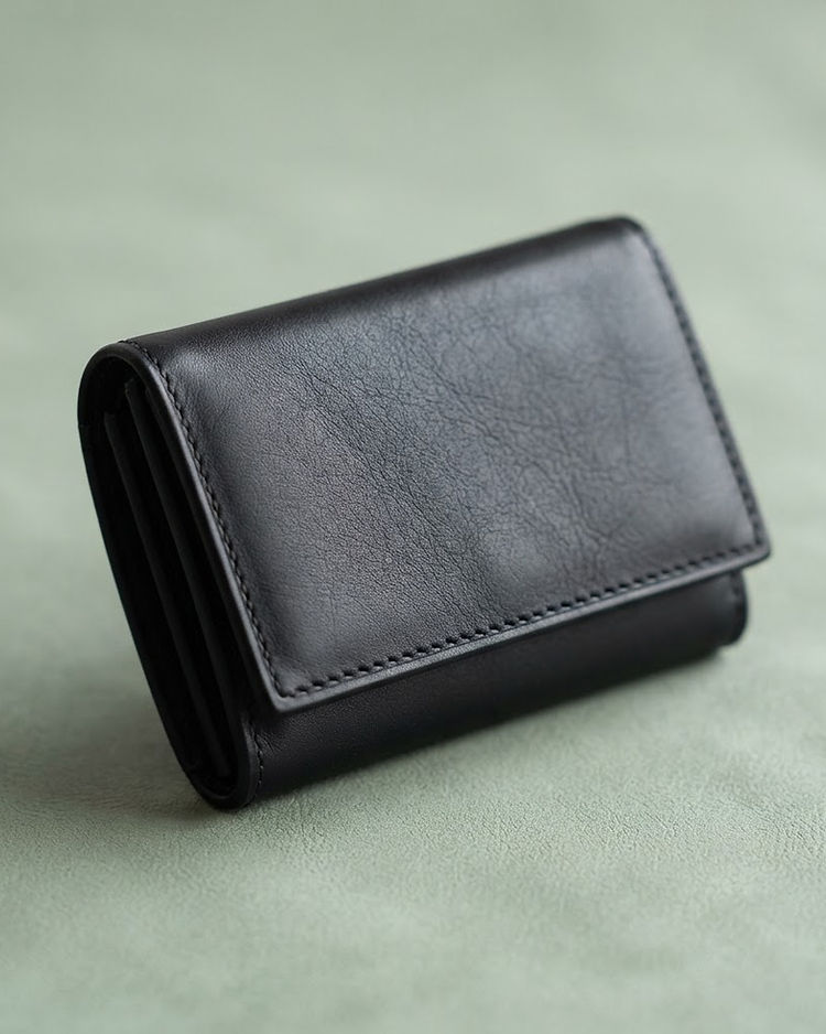 Trifold Leather Wallet - Black (Black), product photo