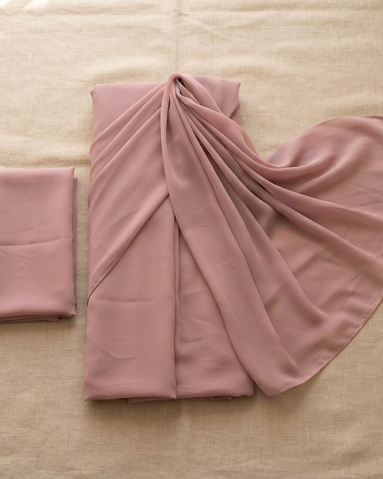 Elegant Chiffon Saree (Dusty Rose), product photo