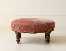 הדום קטיפה מרופד