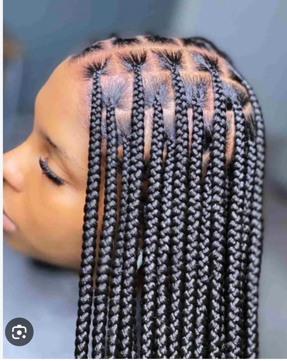 Knotless Braids (Medium/Small)