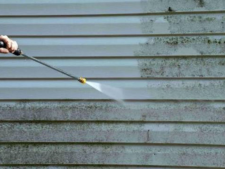 House Washing service by Cascade Washing Specialist LLC