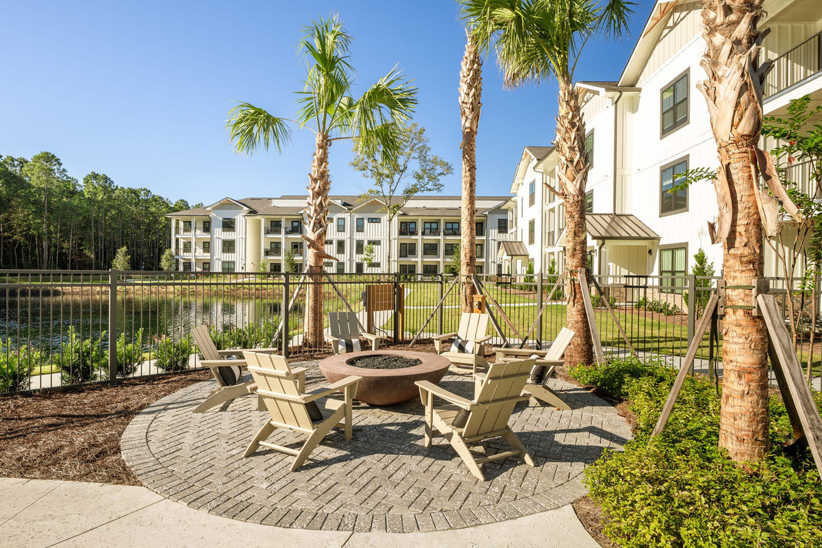 Venture Apartments Pool Deck — photo 1, Venture Apartments, Bluffton, SC